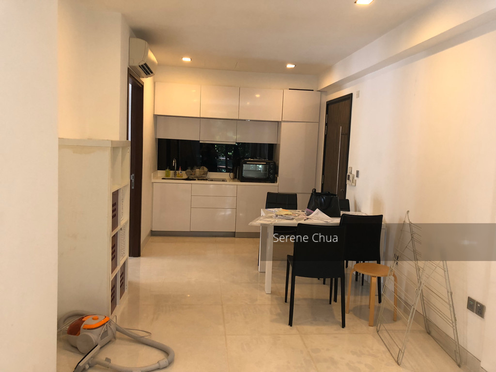 Alexis thumbnail photo